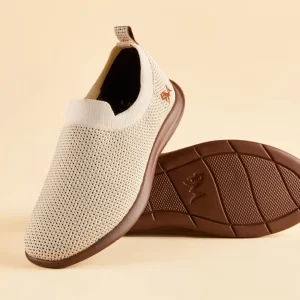 SPOTLIGHT SLIP ONS
